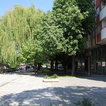 65 Square Meters Designer Apartment In Heart Of City - River View ! Park For Free Ni 外观 照片