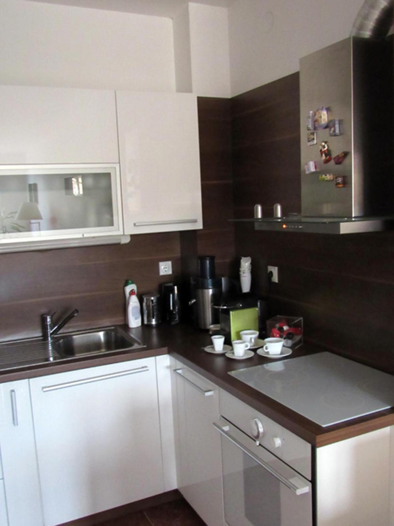 65 Square Meters Designer Apartment In Heart Of City - River View ! Park For Free Ni 外观 照片