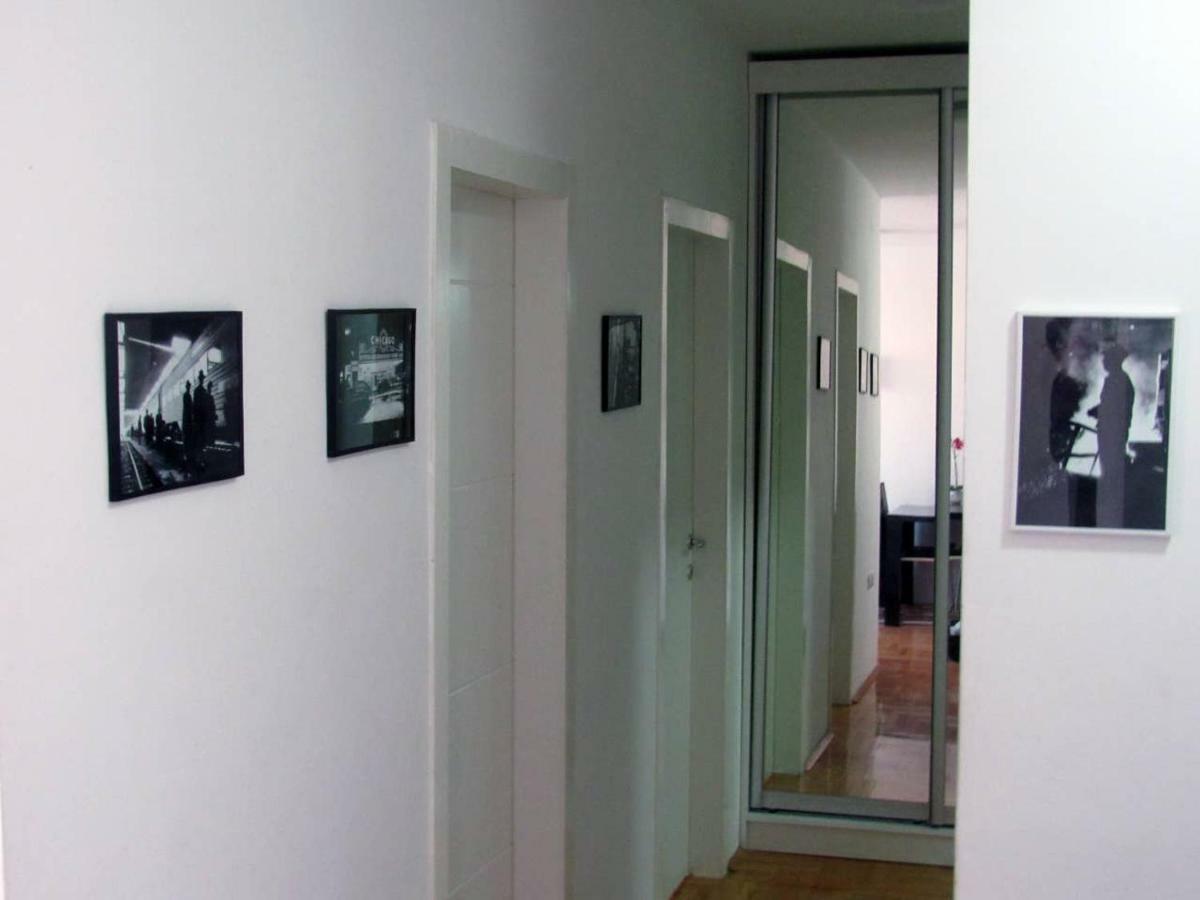 65 Square Meters Designer Apartment In Heart Of City - River View ! Park For Free Ni 外观 照片